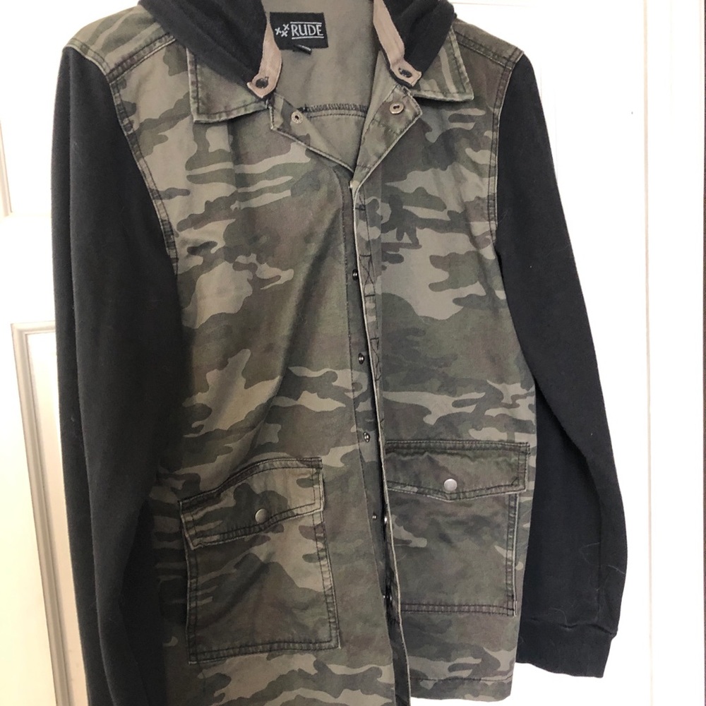 Camouflage hooded jacket - size L
